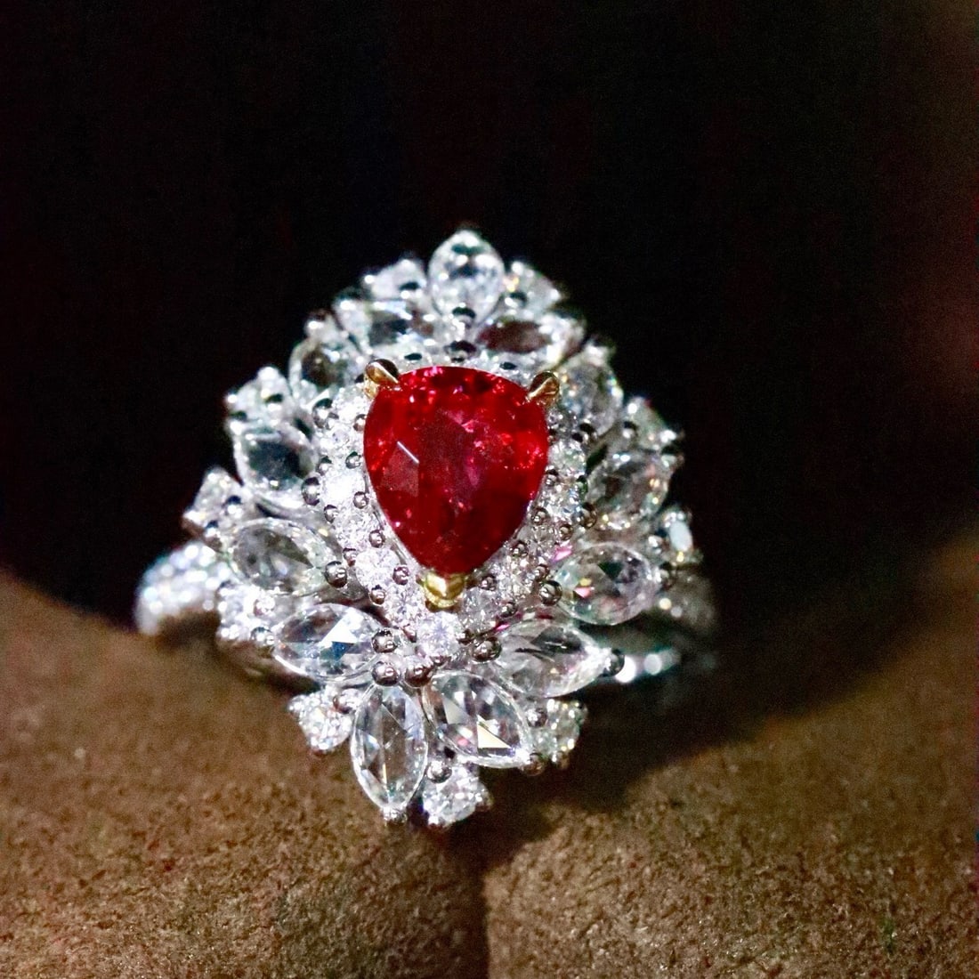 14k Gold 2.13 Ctw Natural Ruby & Diamond Ring - 3