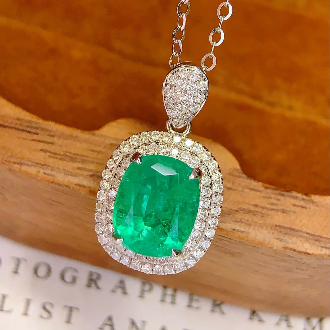 14k Gold 1.95 Ct Natural Emerald & Diamond Pendant( Without Chain ) - 3