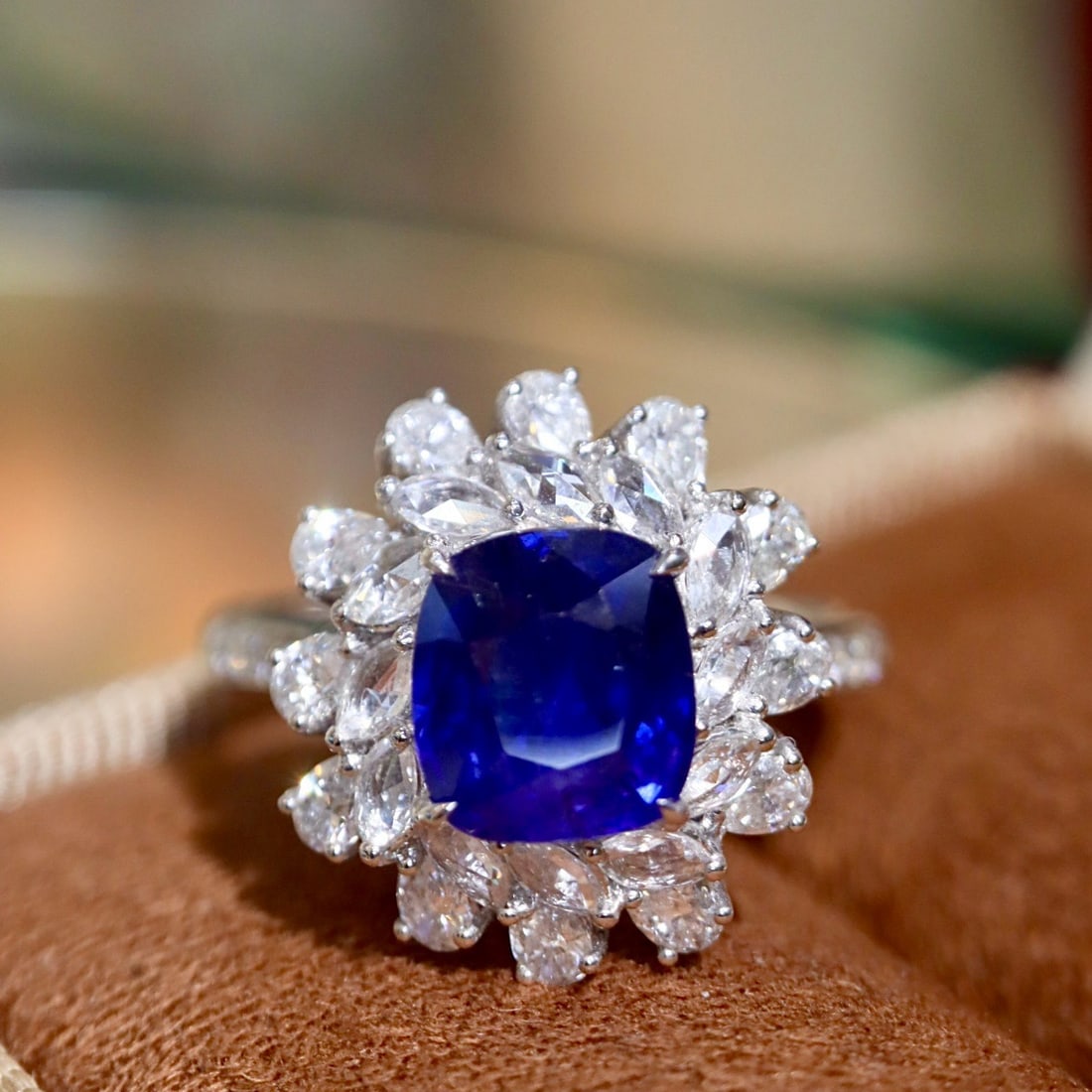 14k Gold 3.21 Ctw Natural Sapphire & Diamond Ring - 5