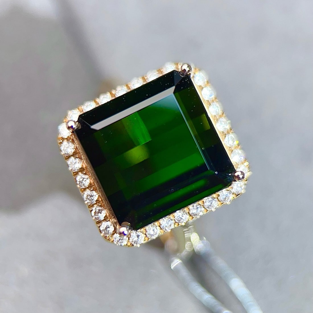 14k Gold 9.36 Ctw Natural Tourmaline & Diamond Ring - 3