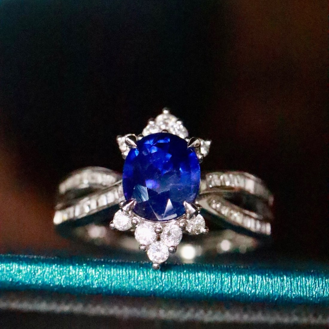 14k Gold 1.77 Ctw Natural Sapphire & Diamond Ring - 3