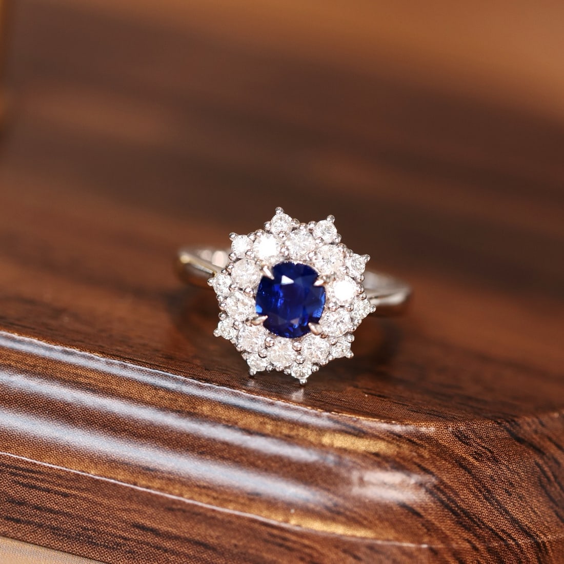 14k Gold 1.98 Ctw Natural Sapphire & Diamond Ring: Ref:231166338 // gold content:14k gold // ring size:7. 25us // // main gemstone:sapphire // shape:oval // carat weight:1. 08ct // color:royal blue // treatment:natural // // adjacent gemstone 2 :