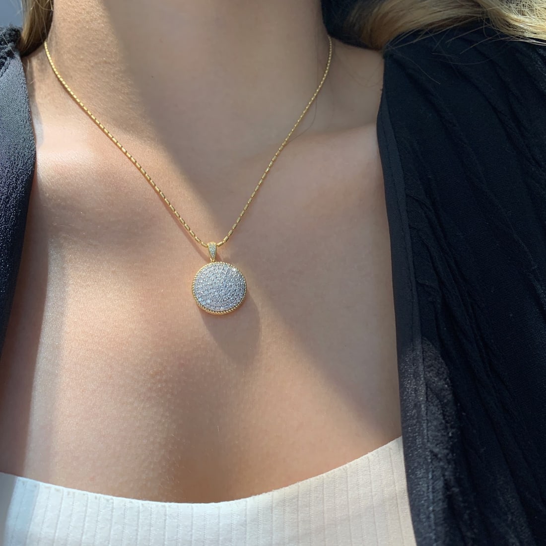 14k Gold 1.12 Ct Natural H Diamond Pendant( Without Chain ): Ref:231166343 // gold content:14k gold // main gemstone:diamond // shape:round // carat weight:1. 12ct // clarity grade:vs-si // color:h // treatment:natural // cut grade:g // High Estimate: 6600 Low