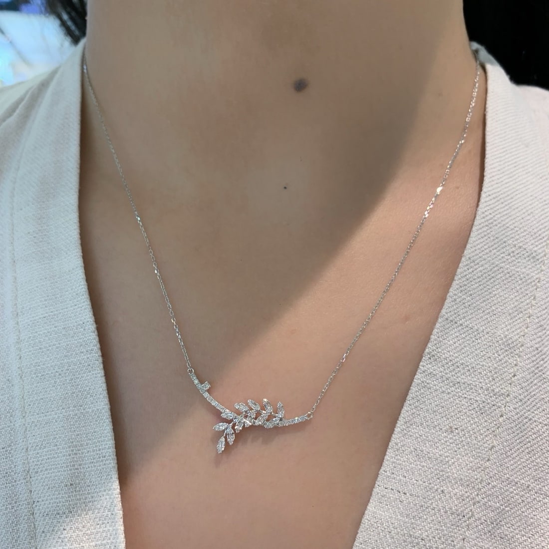 14k Gold 0.28 Ct Natural H Diamond Necklace - 3
