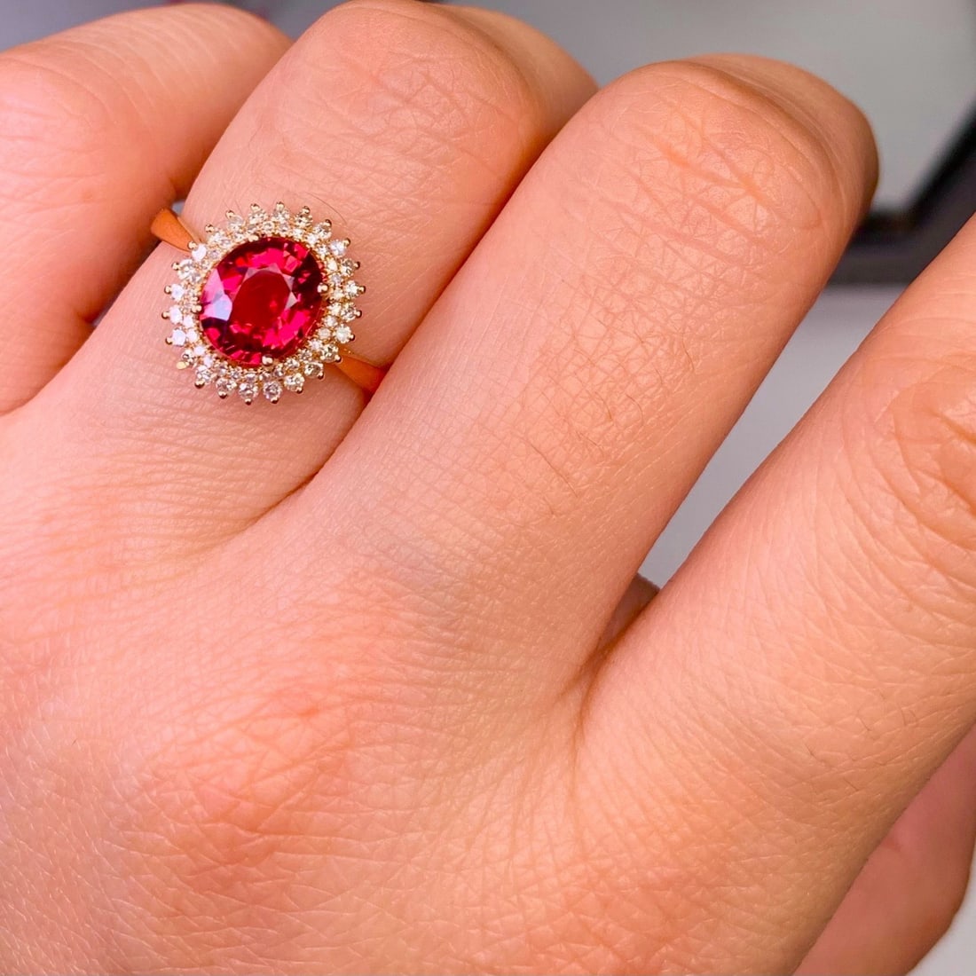 14k Gold 1.6 Ct Natural Tourmaline & Diamond Ring: Ref:231166346 // gold content:14k gold // ring size:7. 25us // // main gemstone:tourmaline // shape:oval // carat weight:1. 6ct // color:red // treatment:natural // // adjacent gemstone 2 : diamond