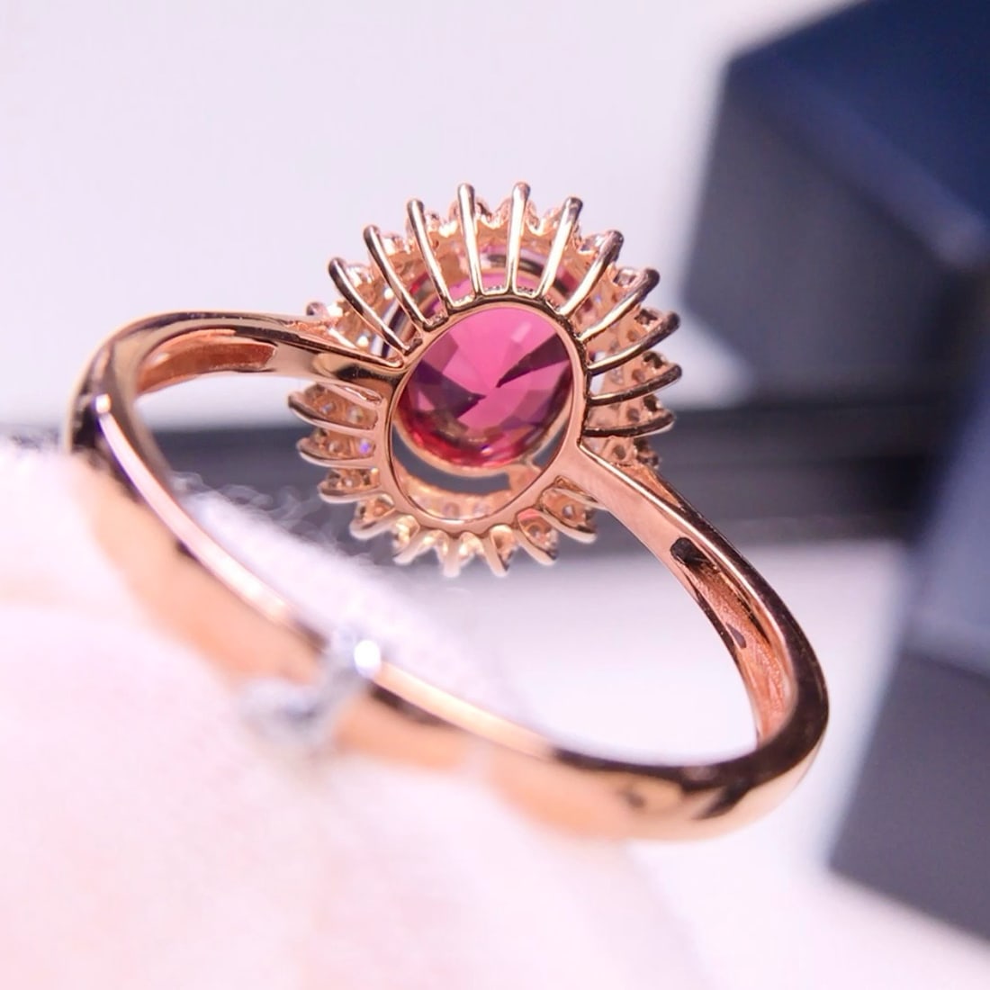 14k Gold 1.6 Ct Natural Tourmaline & Diamond Ring - 7