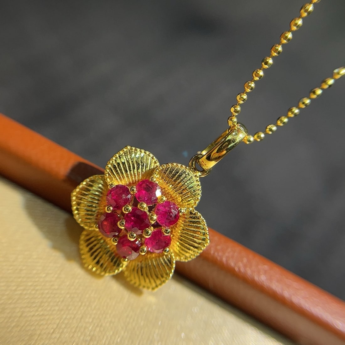 14k Gold 1.00 Ct Natural Ruby & Flowers Pendant( Without Chain ) - 4