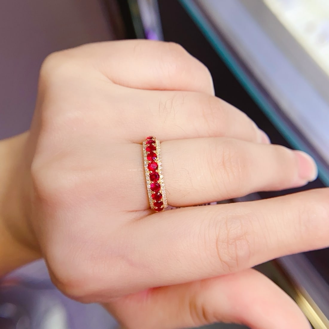 14k Gold 1.2 Ct Natural Ruby & Diamond Ring: Ref:231166385 // gold content:14k gold // ring size:7. 25us // // main gemstone:ruby // shape:round // carat weight:1. 2ct // color:red // treatment:natural // cut grade:g // // adjacent gemstone 2 :