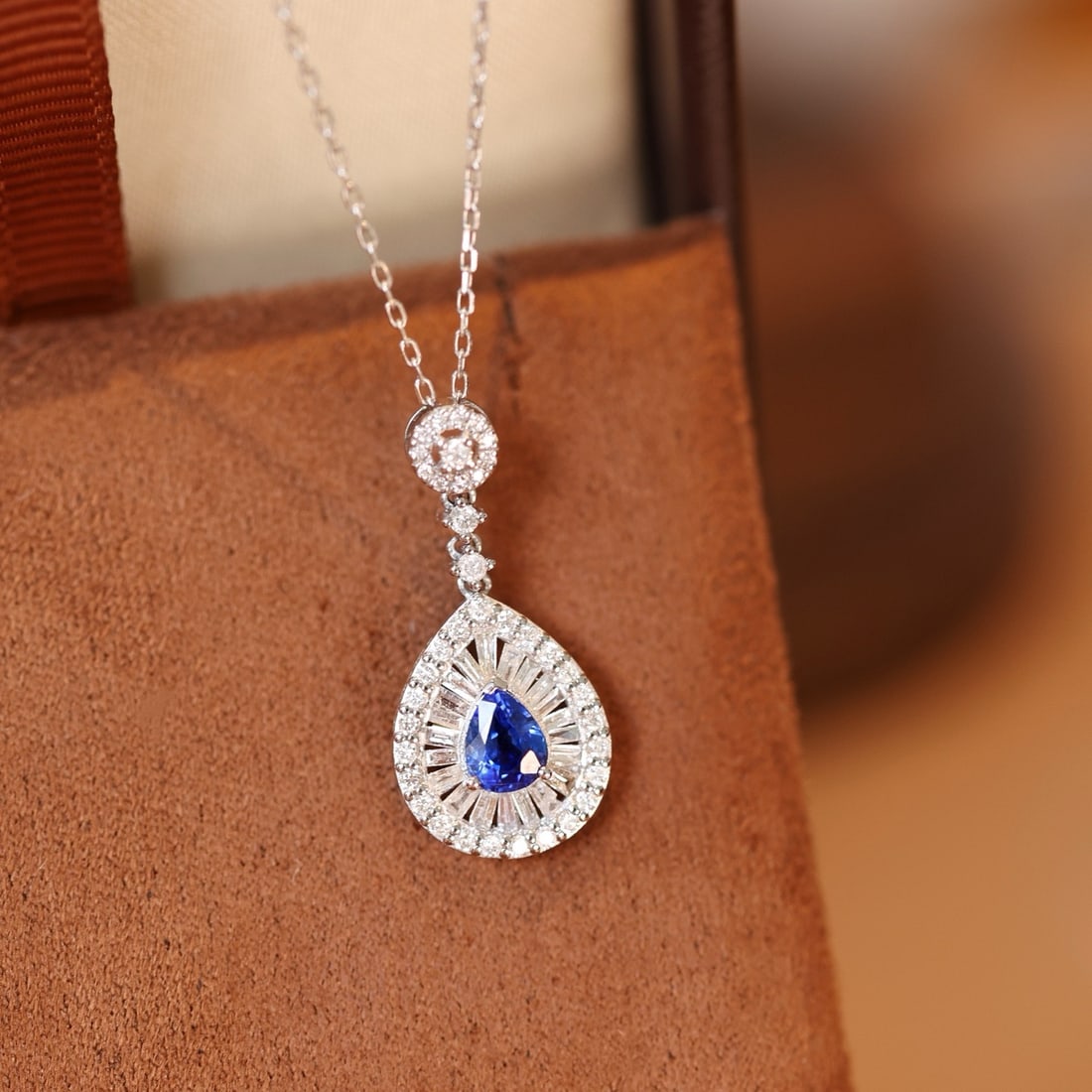 14k Gold 1.00 Ctw Natural Sapphire & Diamond Pendant( Without Chain ) - 3