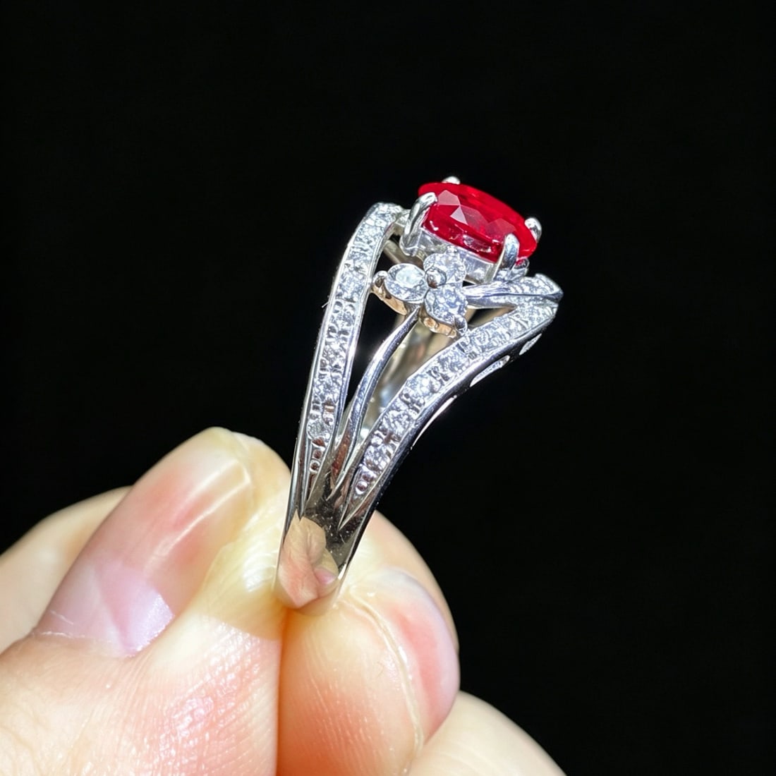 14k Gold 1.34 Ctw Natural Ruby & Diamond Ring - 4