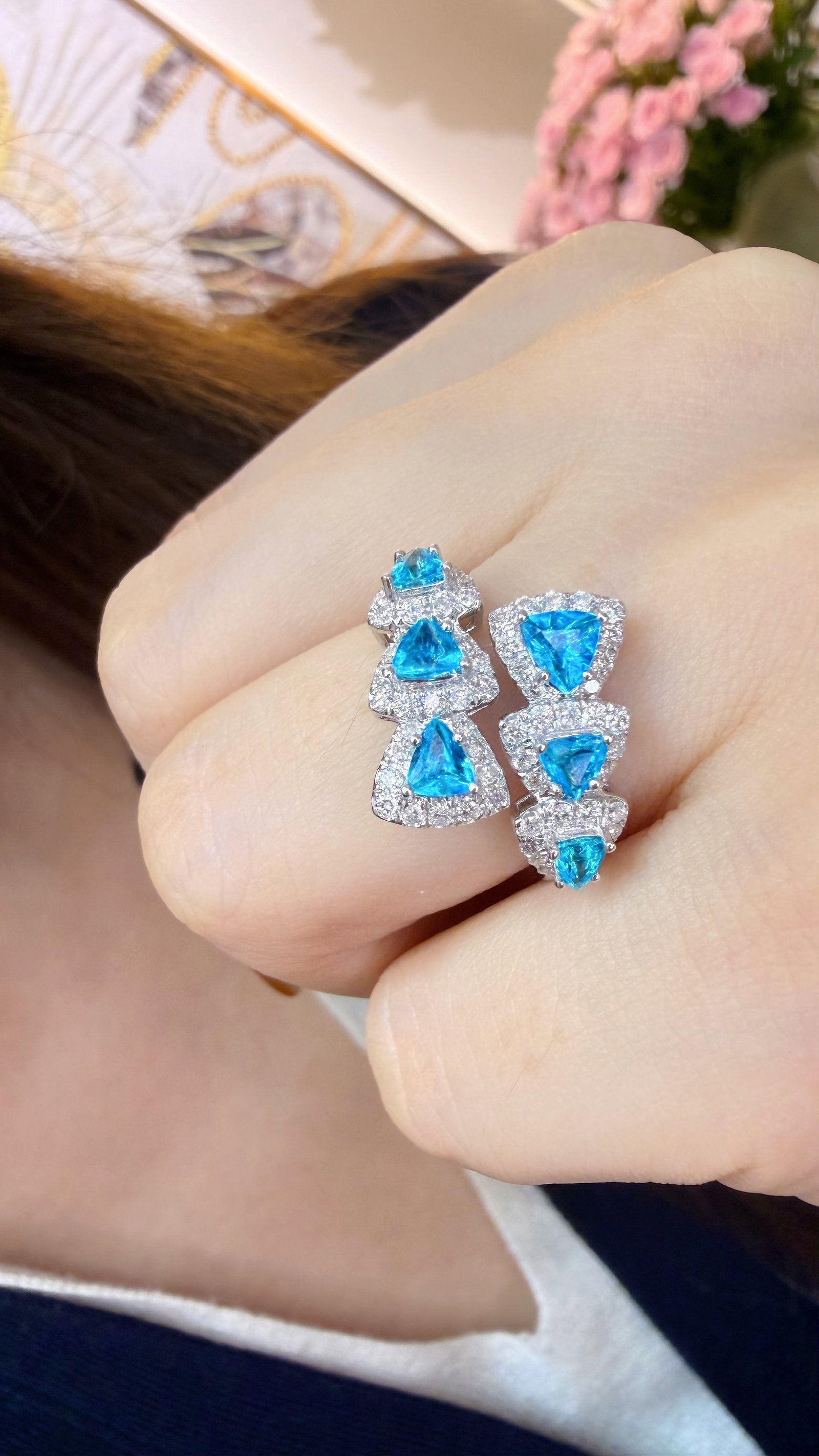 14k Gold 1.6 Ctw Natural Paraiba Tourmaline & Diamond Ring - 7