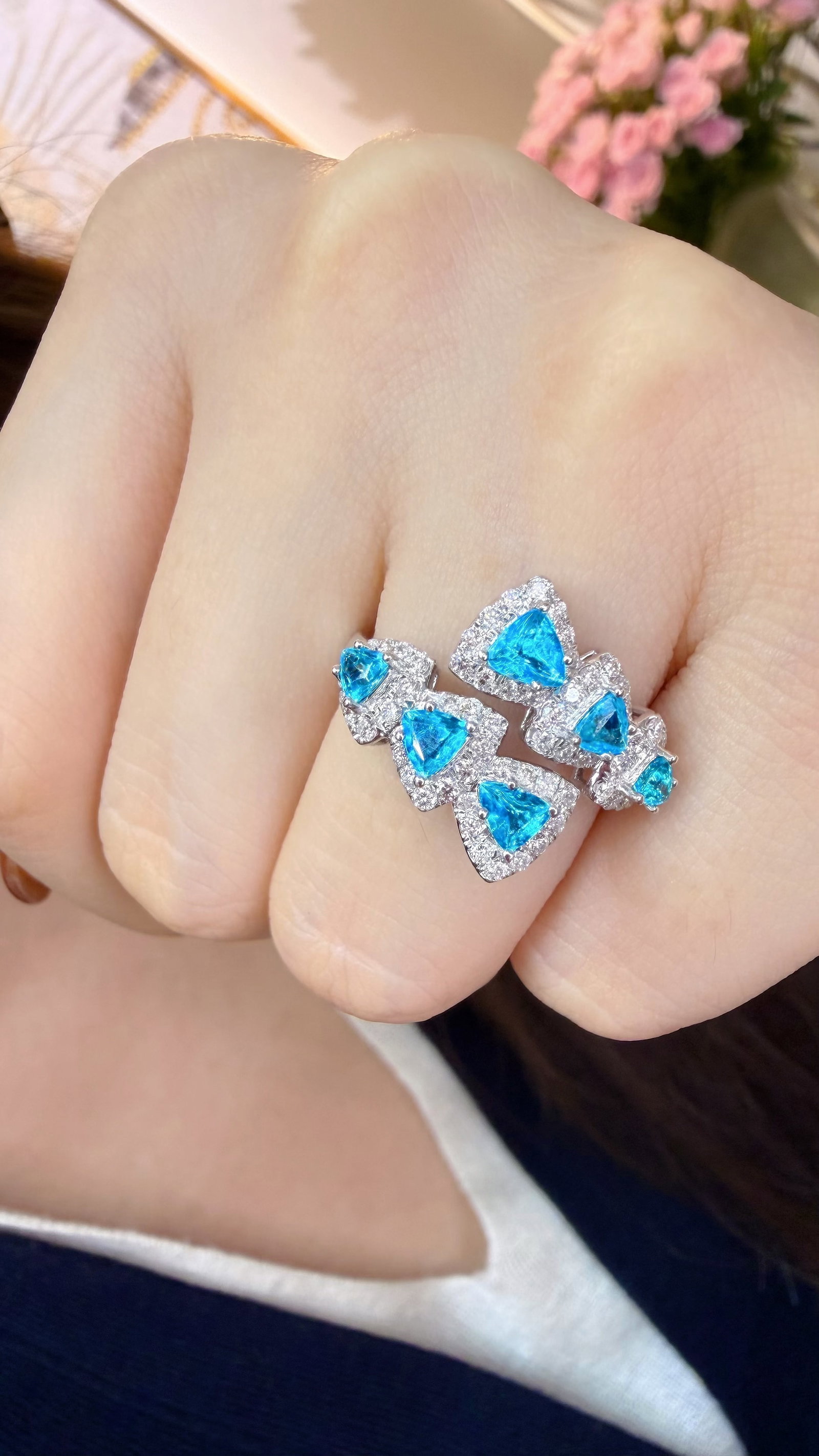 14k Gold 1.6 Ctw Natural Paraiba Tourmaline & Diamond Ring - 8