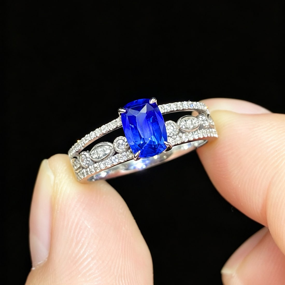 14k Gold 1.52 Ctw Natural Sapphire & Diamond Ring - 2