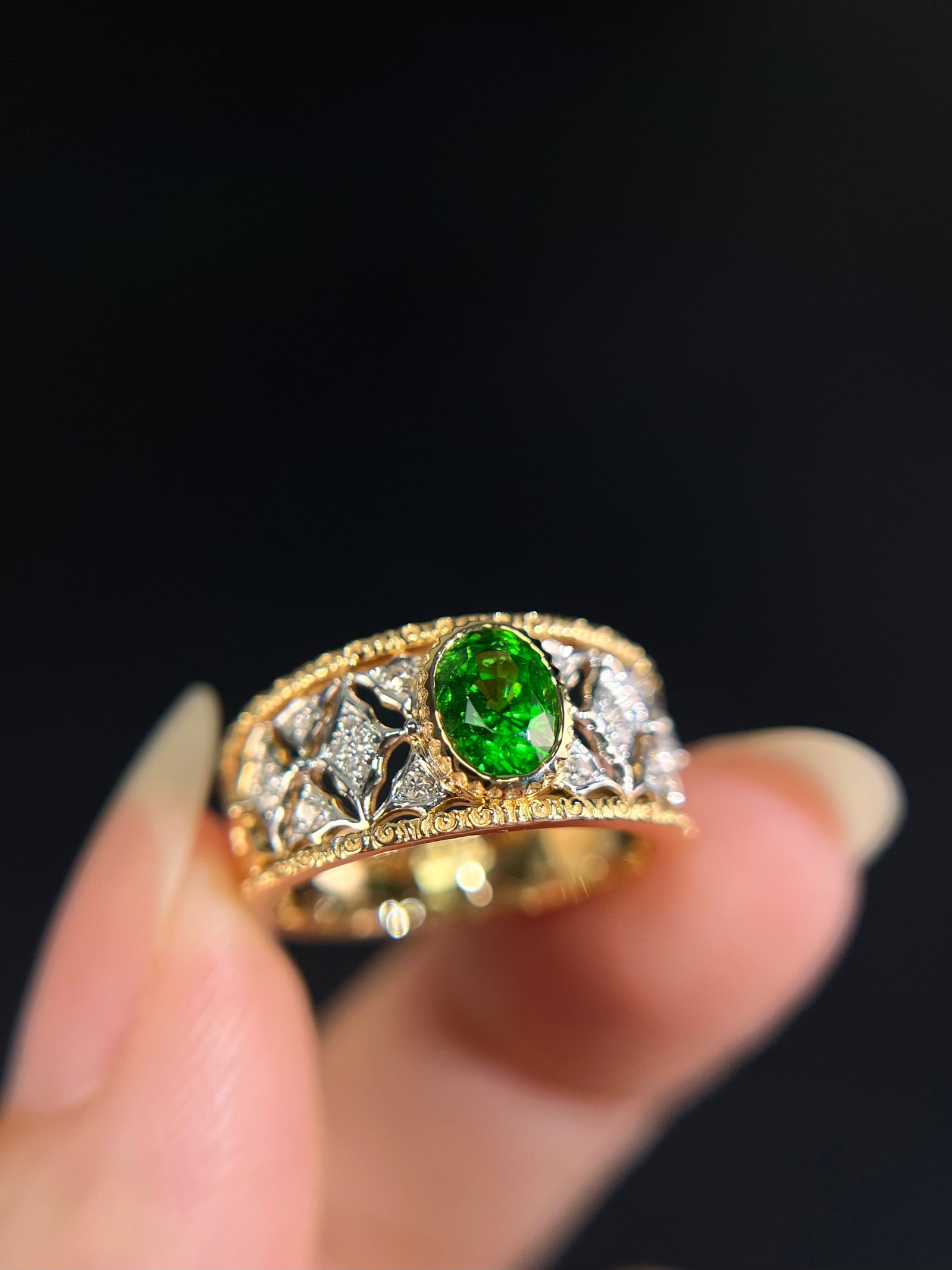 14k Gold 1.07 Ctw Natural Tsavorite & Diamond Ring - 4
