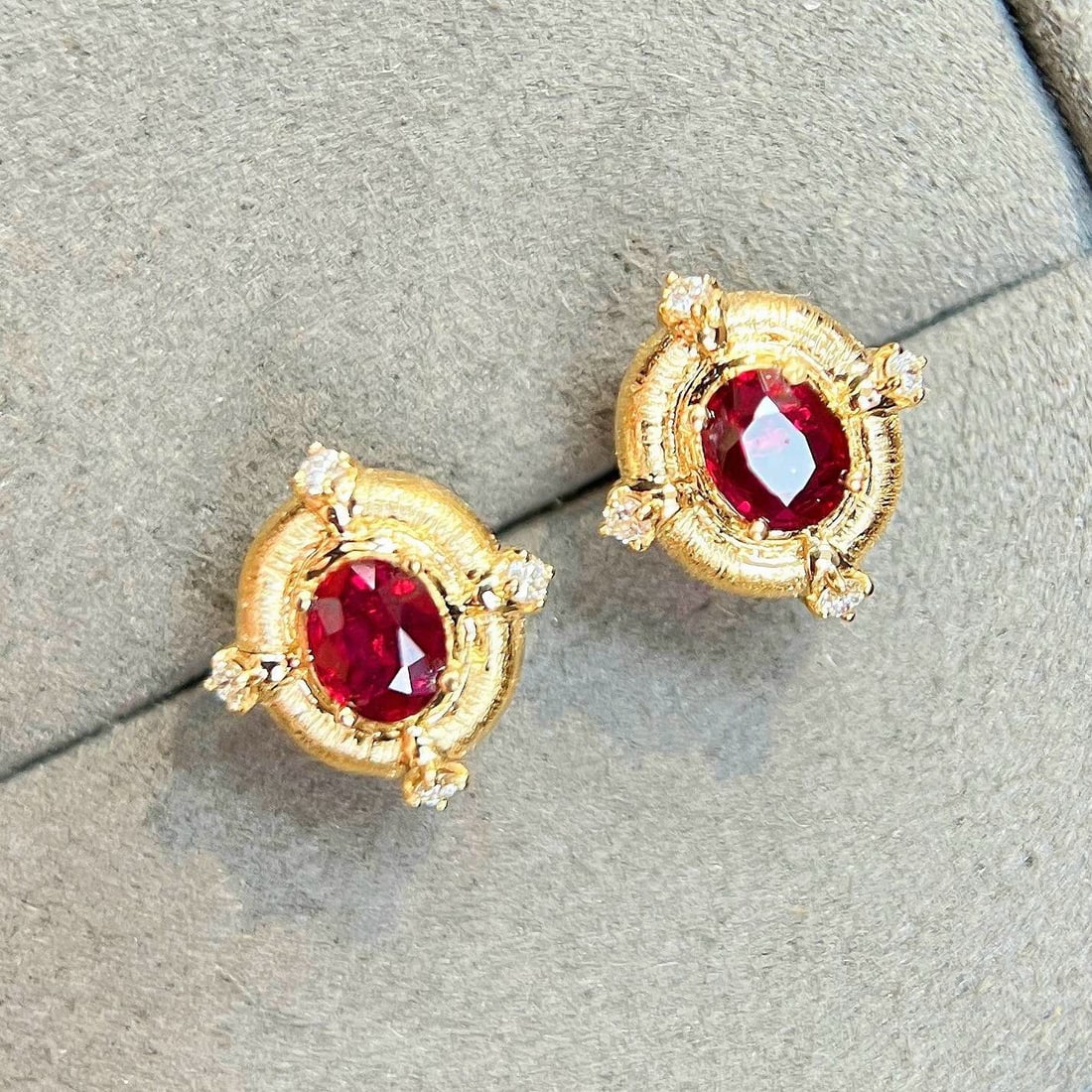 14k Gold 1.07 Ctw Natural Ruby & Diamond Earrings - 3