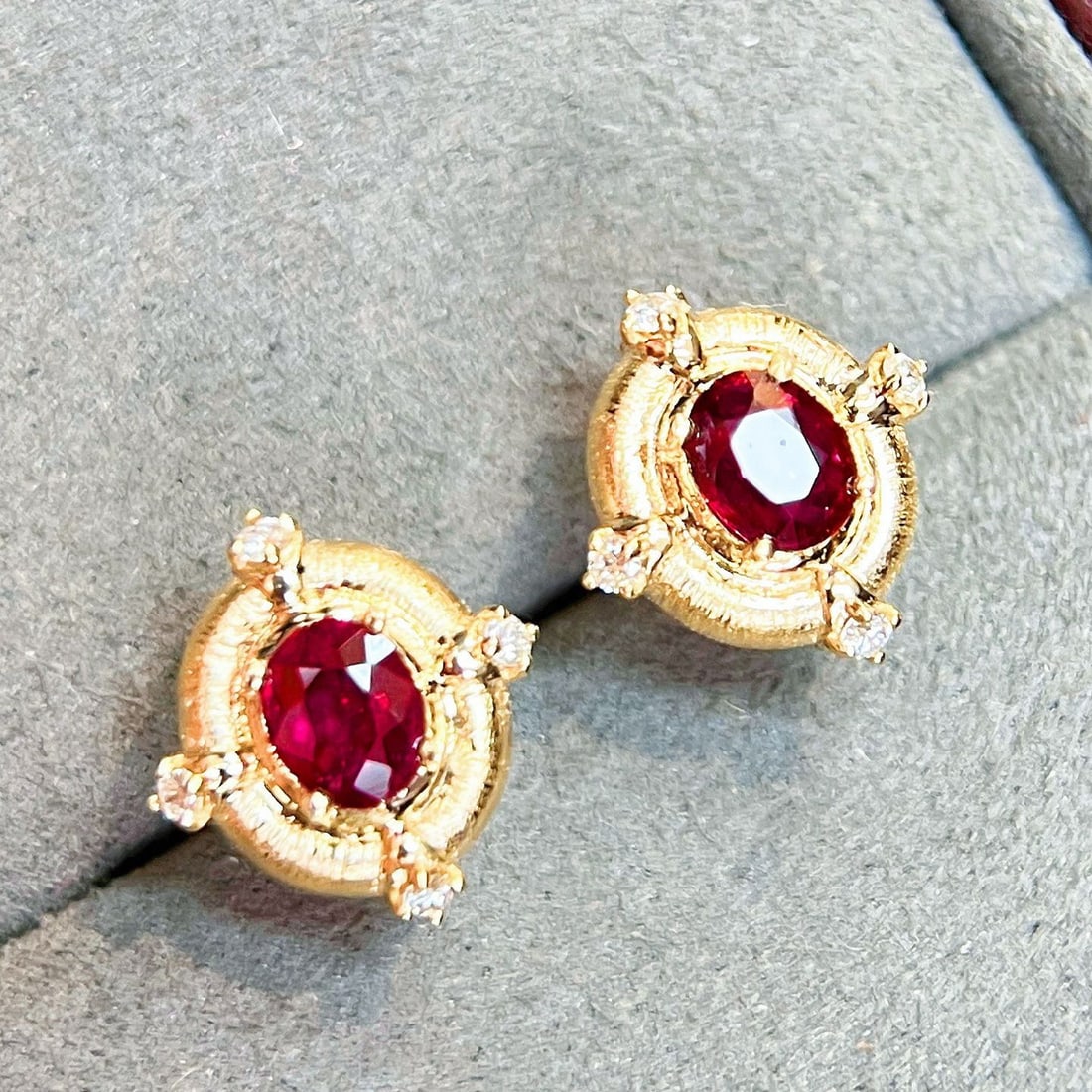 14k Gold 1.07 Ctw Natural Ruby & Diamond Earrings - 6