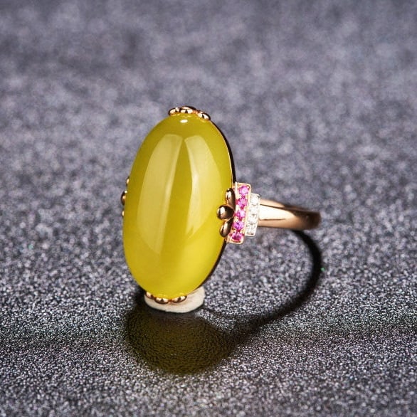 14k Gold 15.1 Ct Natural Prehnite & Diamond & Ruby Ring: Ref:231154014 // gold content:14k gold // ring size:7. 25us // // main gemstone:prehnite // shape:oval // carat weight:15. 1ct // color:yellow // treatment:natural // // adjacent gemstone 2 : diamond