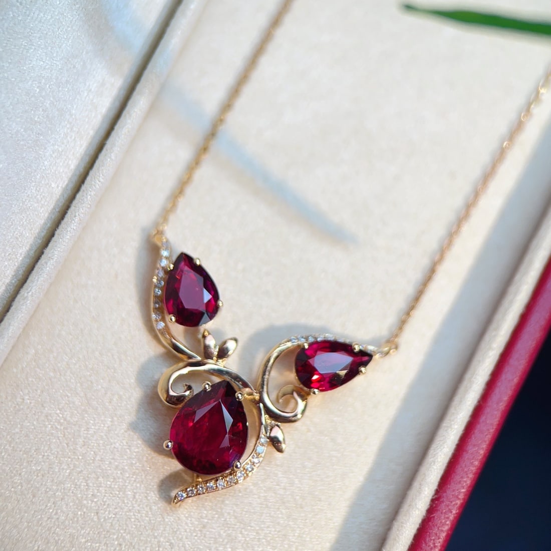 14k Gold 3.7 Ct Natural Tourmaline & Diamond Necklace - 2