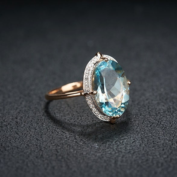14k Gold 4.7 Ct Natural Aquamarine & Diamond Ring - 2