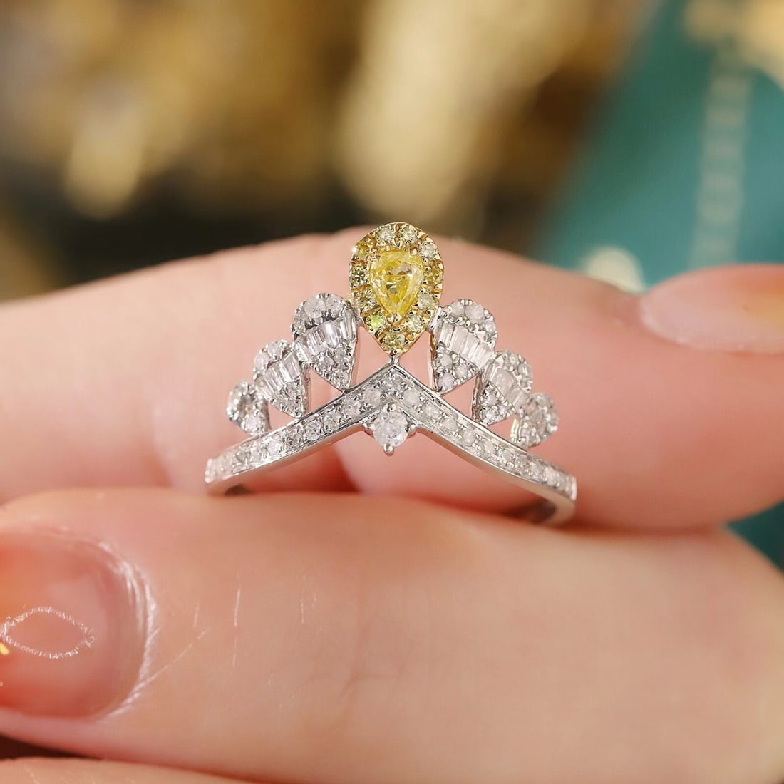 14k Gold 0.55 Ctw Natural Yellow Diamond & Diamond Ring - 5