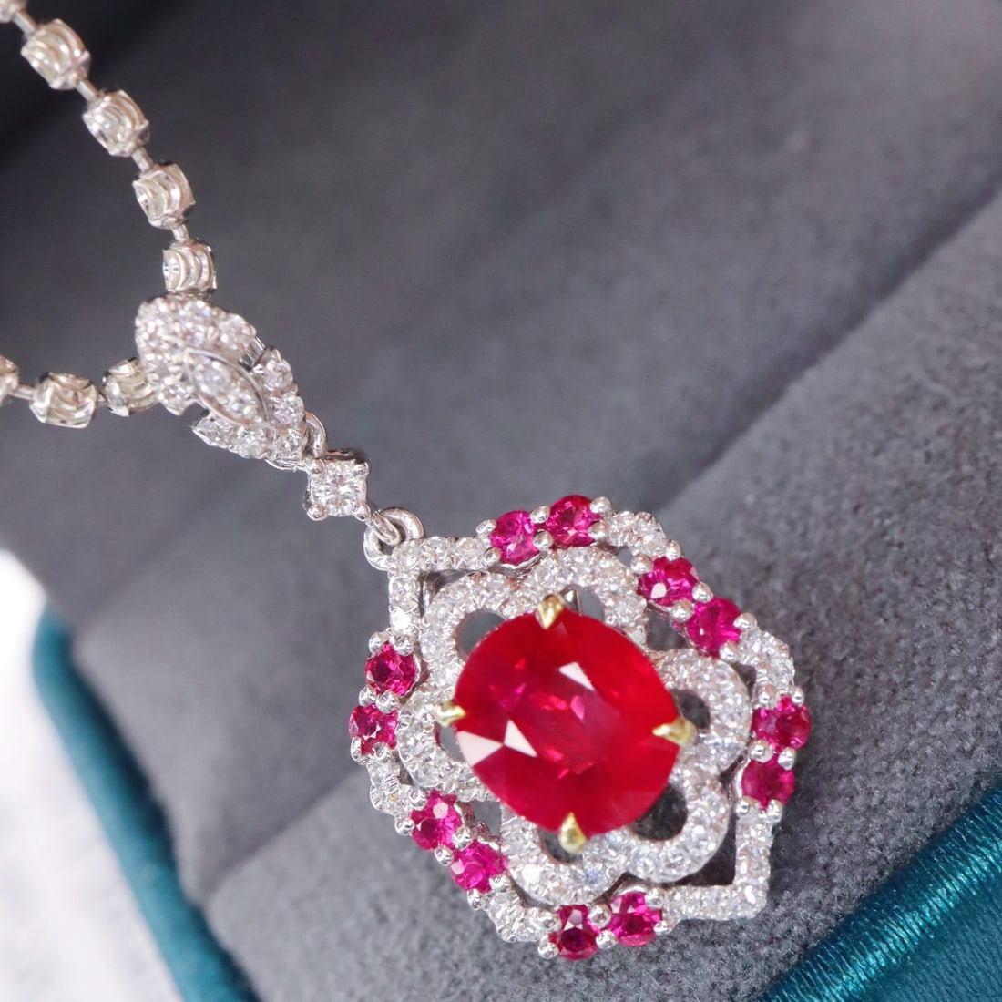 14k Gold 1.53 Ctw Natural Ruby & Diamond Pendant( Without Chain ) - 3