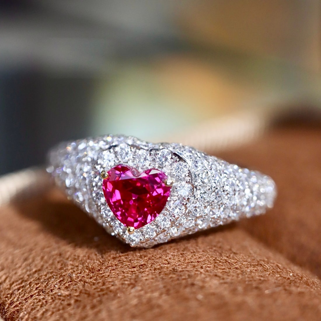 14k Gold 1.25 Ctw Natural Ruby & Diamond Ring - 3