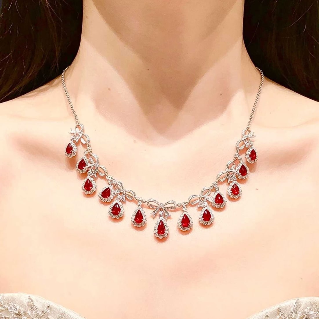 14k Gold 6.8 Ct Natural Ruby & Diamond Necklace - 3