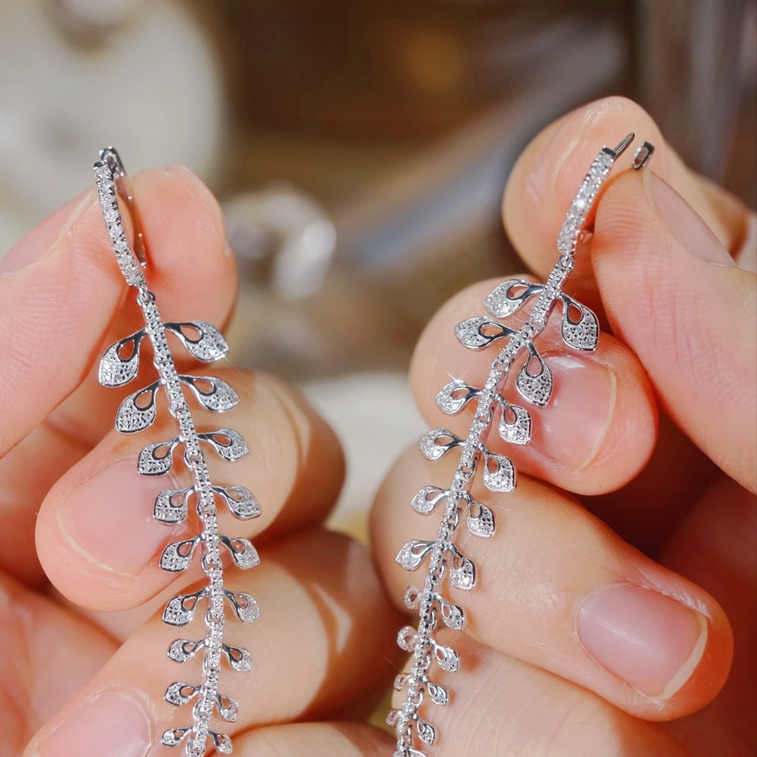 14k Gold 0.70 Ct Natural H Diamond Earrings - 2