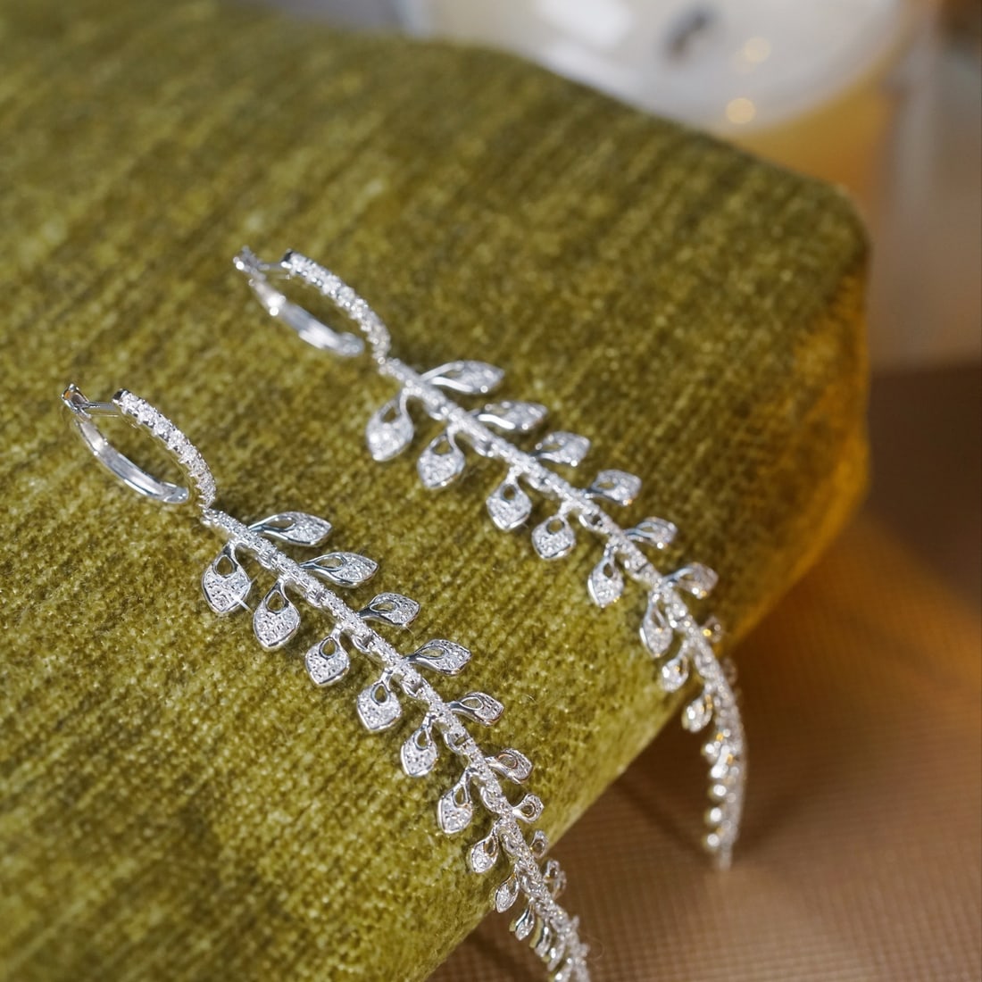 14k Gold 0.70 Ct Natural H Diamond Earrings - 8