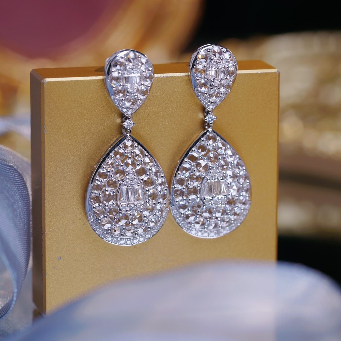 14k Gold 2.8 Ct Natural H Diamond Earrings - 9