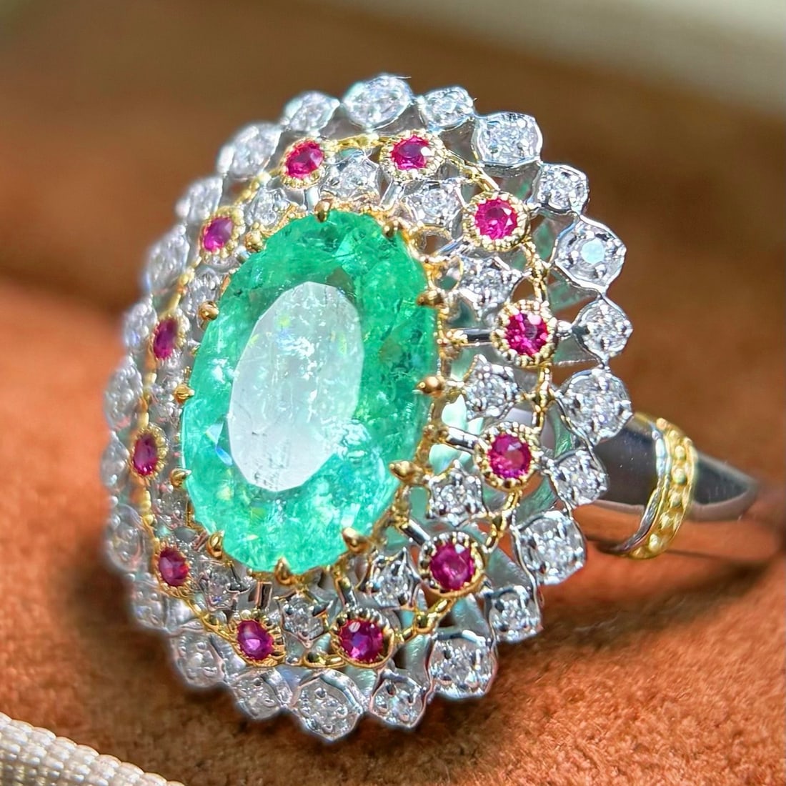 14k Gold 2.51 Ctw Natural Paraiba Tourmaline & Diamond Ring - 2