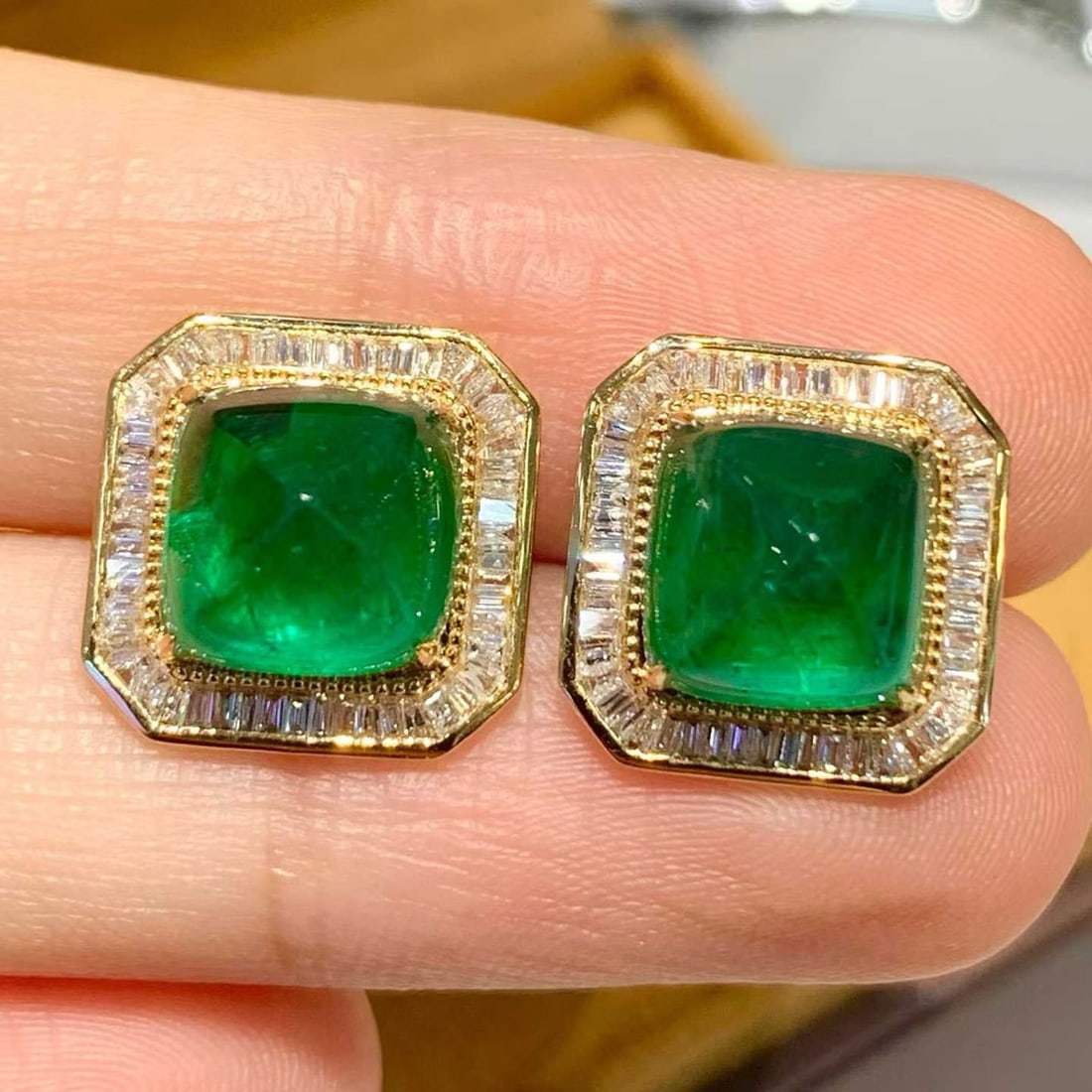 14k Gold 6.60 Ct Natural Emerald & Diamond Earrings - 2