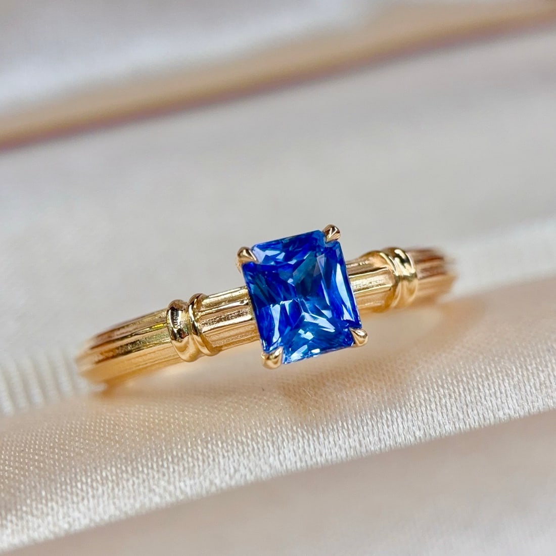 14k Gold 1.09 Ct Natural Sapphire Ring - 2