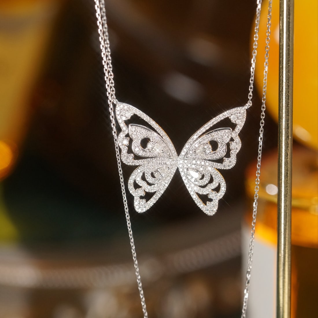 14k Gold 0.86 Ct Natural H Diamond & Butterfly Necklace - 3