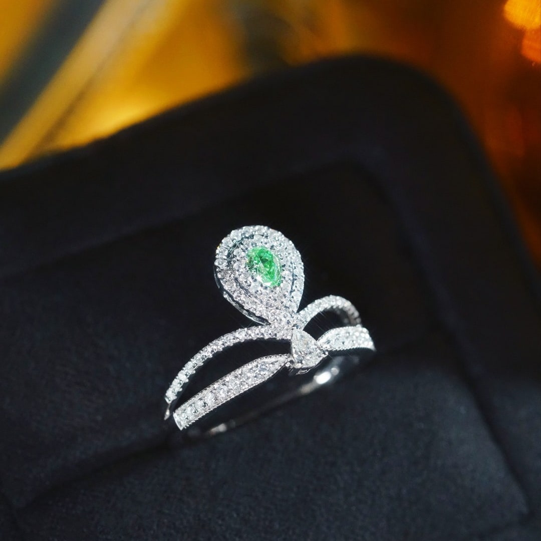 14k Gold 0.55 Ctw Natural Green Diamond & Diamond Ring - 5