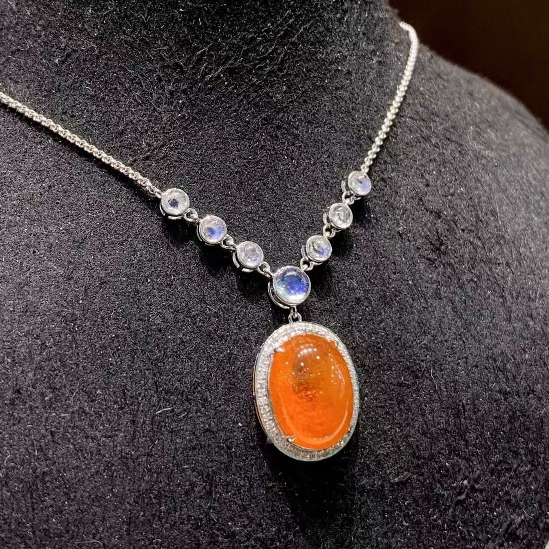14k Gold 7.6 Ct Natural Spessartine & Diamond Necklace - 4