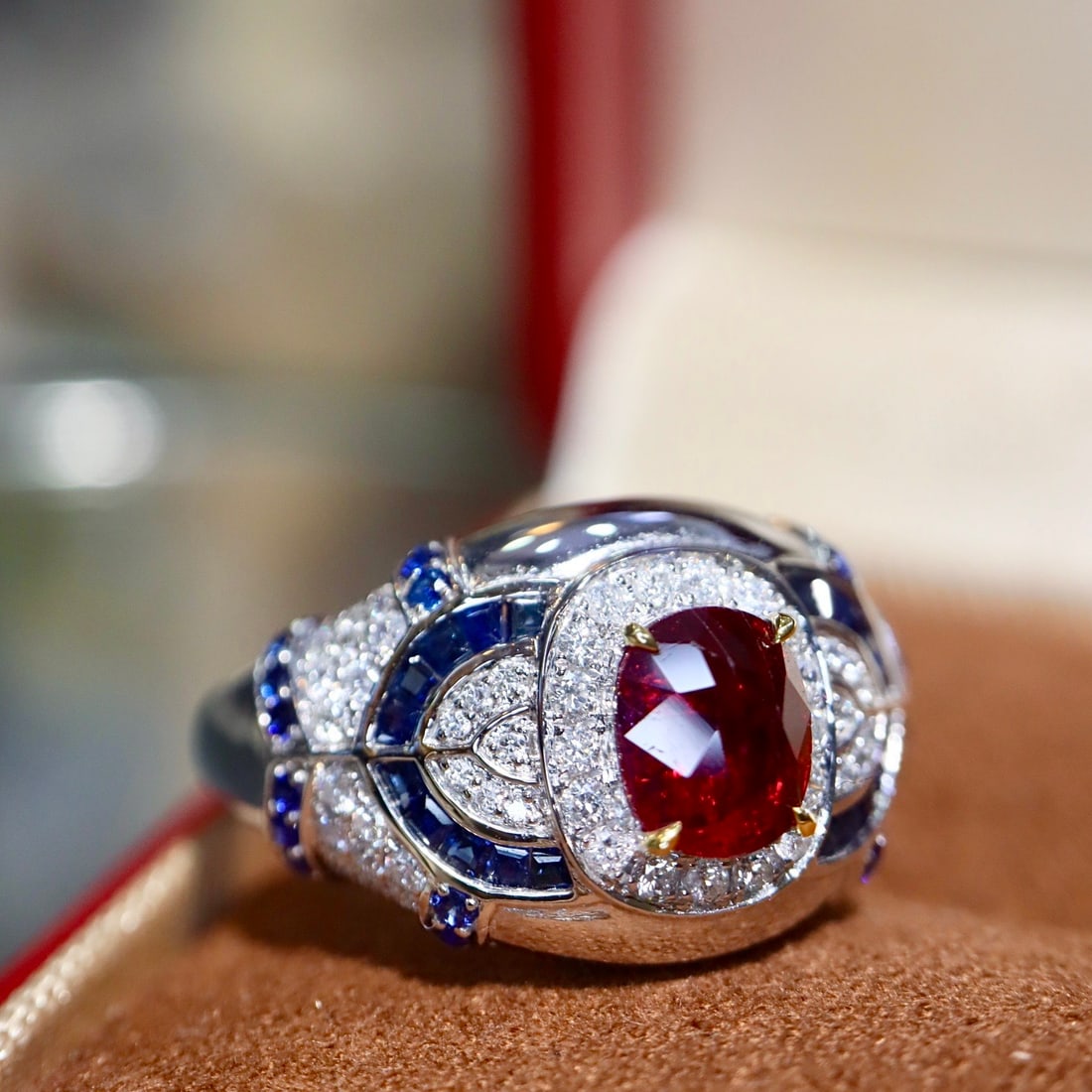 14k Gold 2.25 Ctw Natural Ruby & Diamond Ring - 4