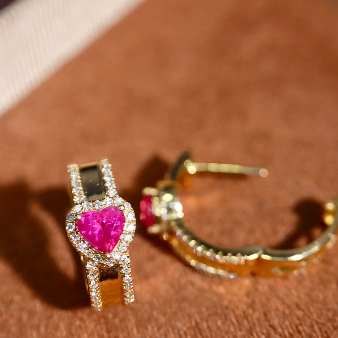 14k Gold 0.81 Ctw Natural Ruby & Diamond Earrings - 4