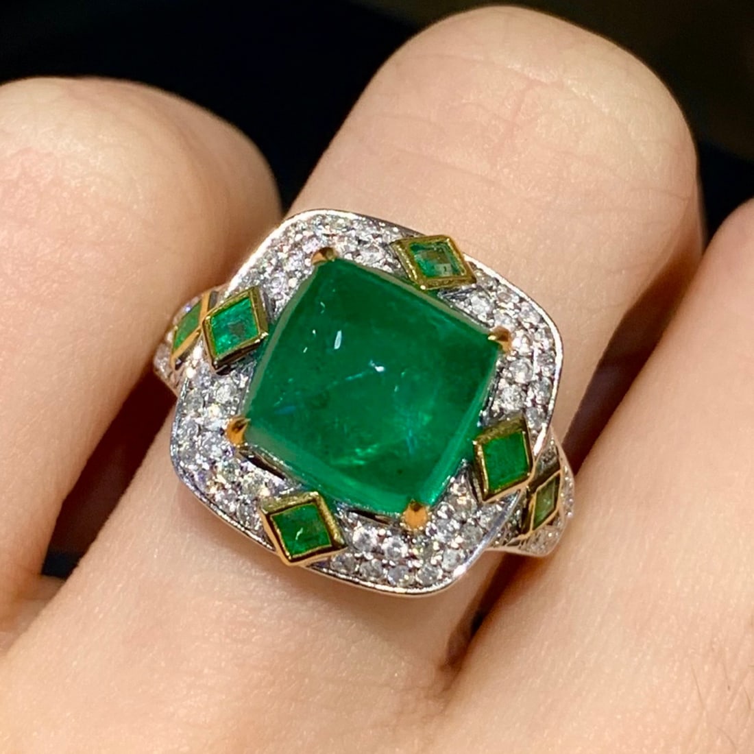 14k Gold 4.5 Ct Natural Emerald & Diamond Ring (1 of 6)