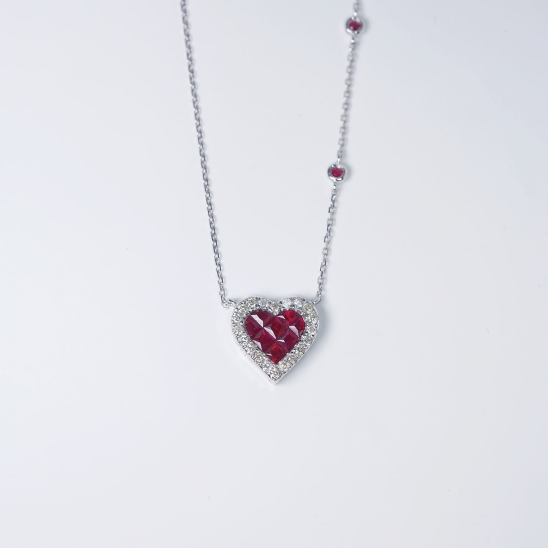 14k Gold 0.90 Ctw Natural Ruby & Diamond Necklace - 4