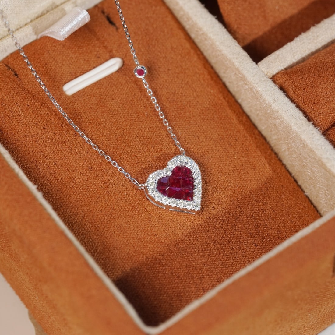 14k Gold 0.90 Ctw Natural Ruby & Diamond Necklace - 9
