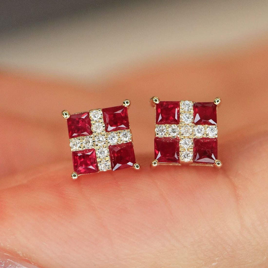 14k Gold 0.54 Ctw Natural Ruby & Diamond Earrings - 6