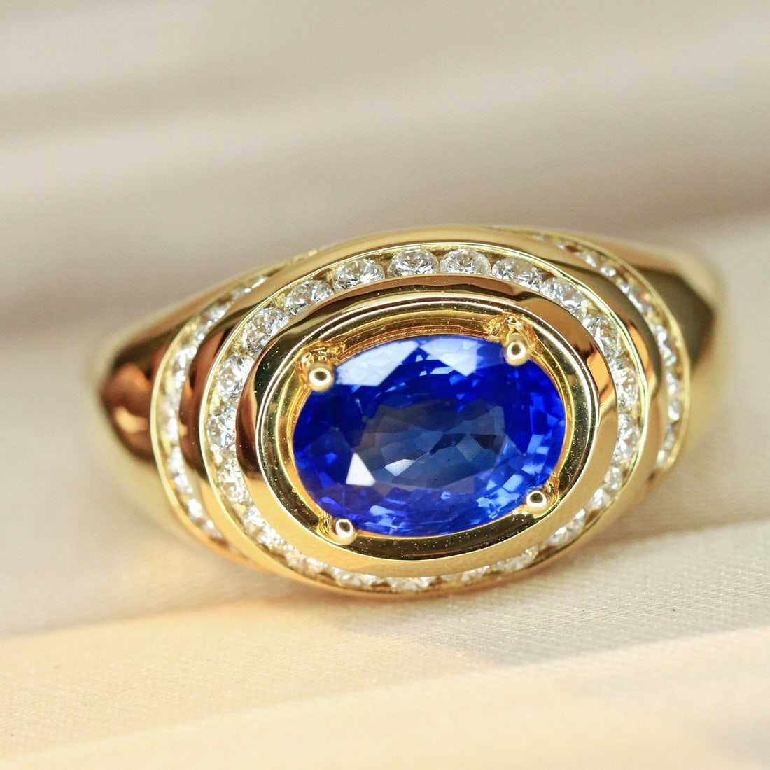 14k Gold 1.72 Ct Natural Sapphire & Diamond Ring - 2