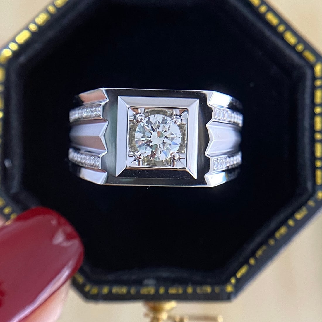 14k Gold 0.55 Ct Natural H Diamond Ring - 6