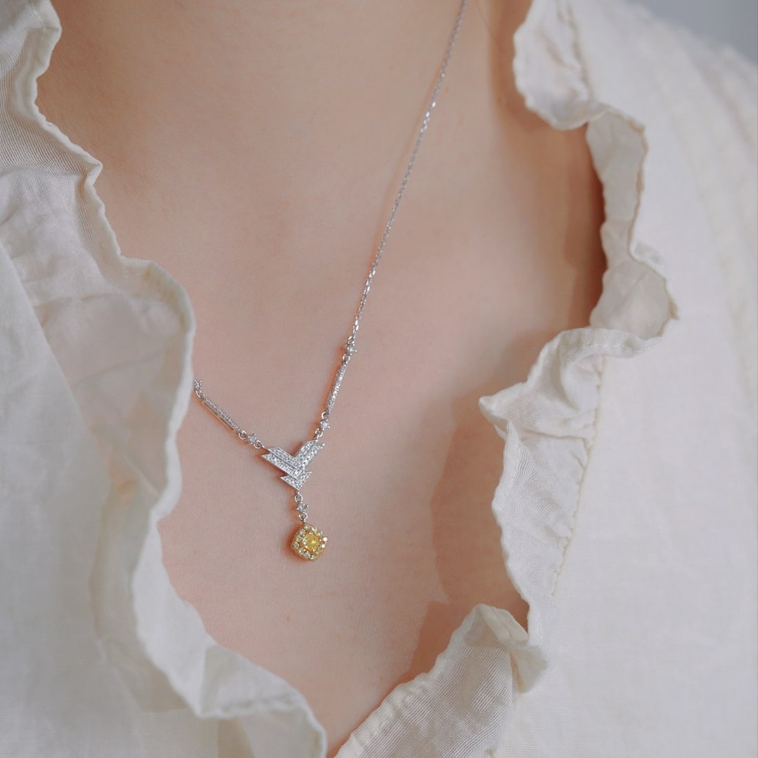 14k Gold 0.42 Ctw Natural Yellow Diamond & Diamond Necklace - 5