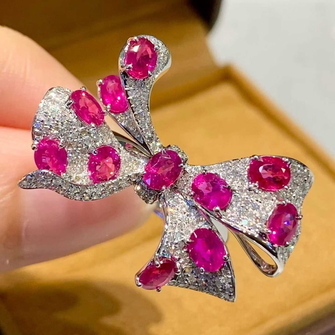 14k Gold 3 Ct Natural Ruby & Diamond Ring - 3