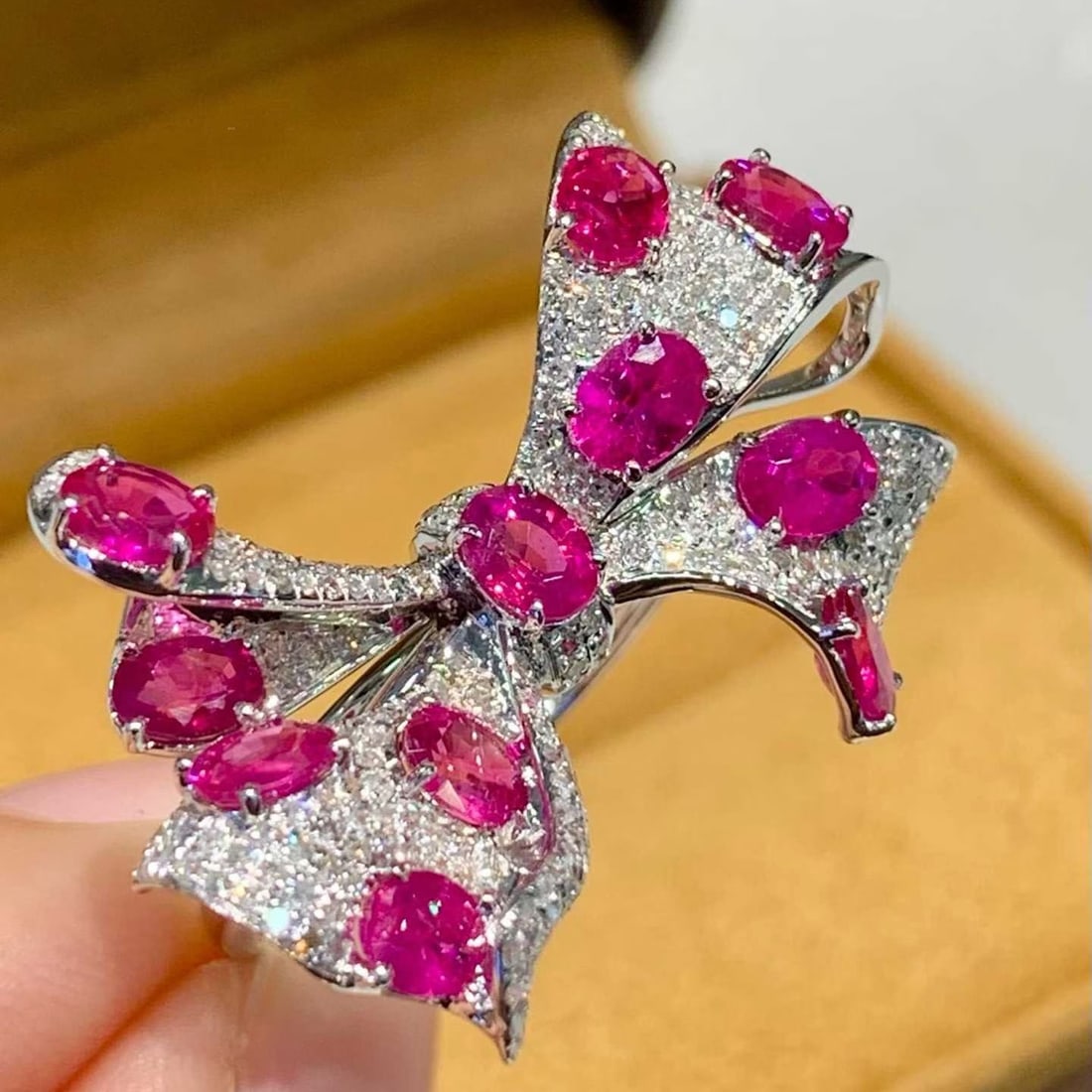 14k Gold 3 Ct Natural Ruby & Diamond Ring - 4