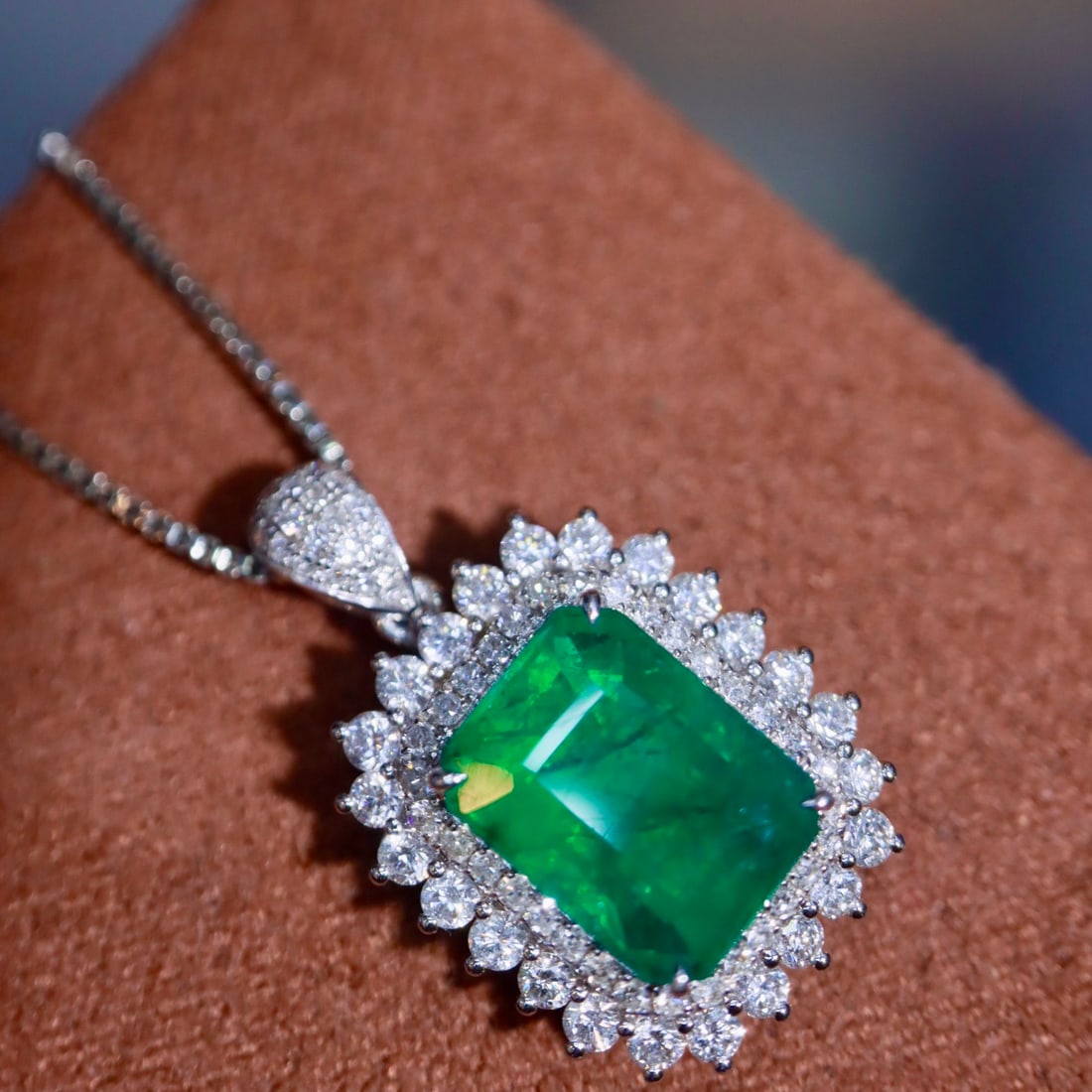 14k Gold 3.47 Ctw Natural Emerald & Diamond Pendant( Without Chain ) - 6