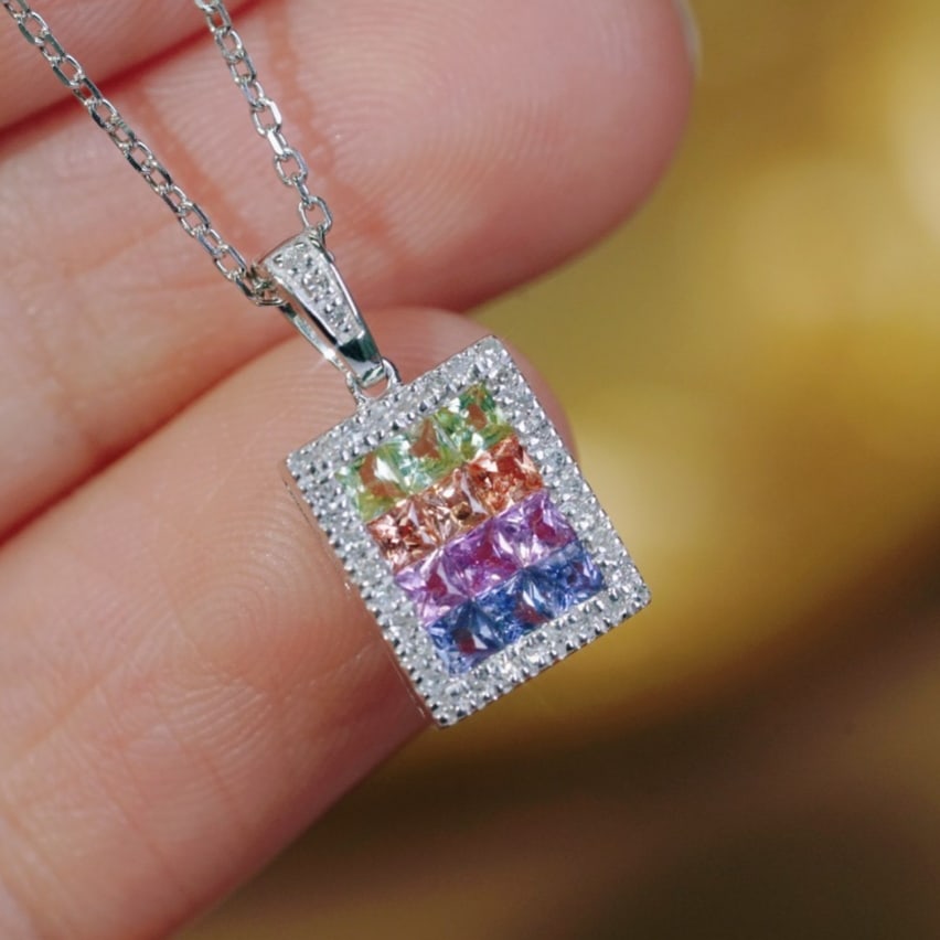 14k Gold 0.96 Ctw Natural Sapphire & Diamond Necklace: Ref:231169235 // gold content:14k gold // main gemstone:sapphire // shape:princess // carat weight:0. 84ct // color:color // treatment:natural // // adjacent gemstone 2 : diamond // shape:round //