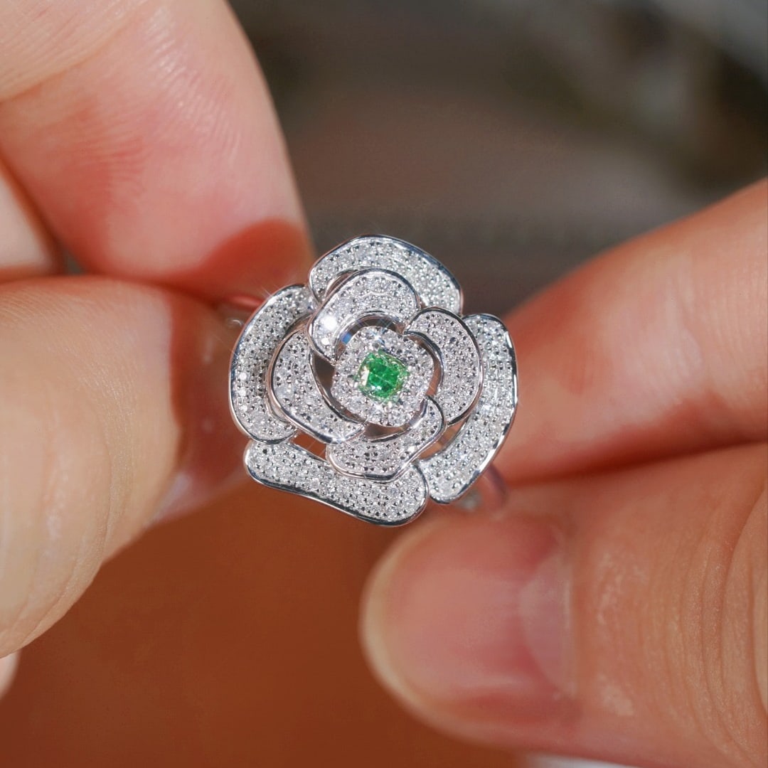14k Gold 0.60 Ct Natural Color Diamond & Flowers Ring: Ref:231169239 // gold content:14k gold // ring size:7. 25us // // main gemstone:diamond // shape:multiple // carat weight:0. 60ct // clarity grade:vs-si // color:color // treatment:natural //